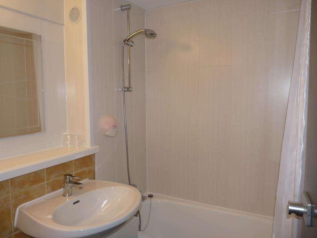Brit Bosquet Cité 3*