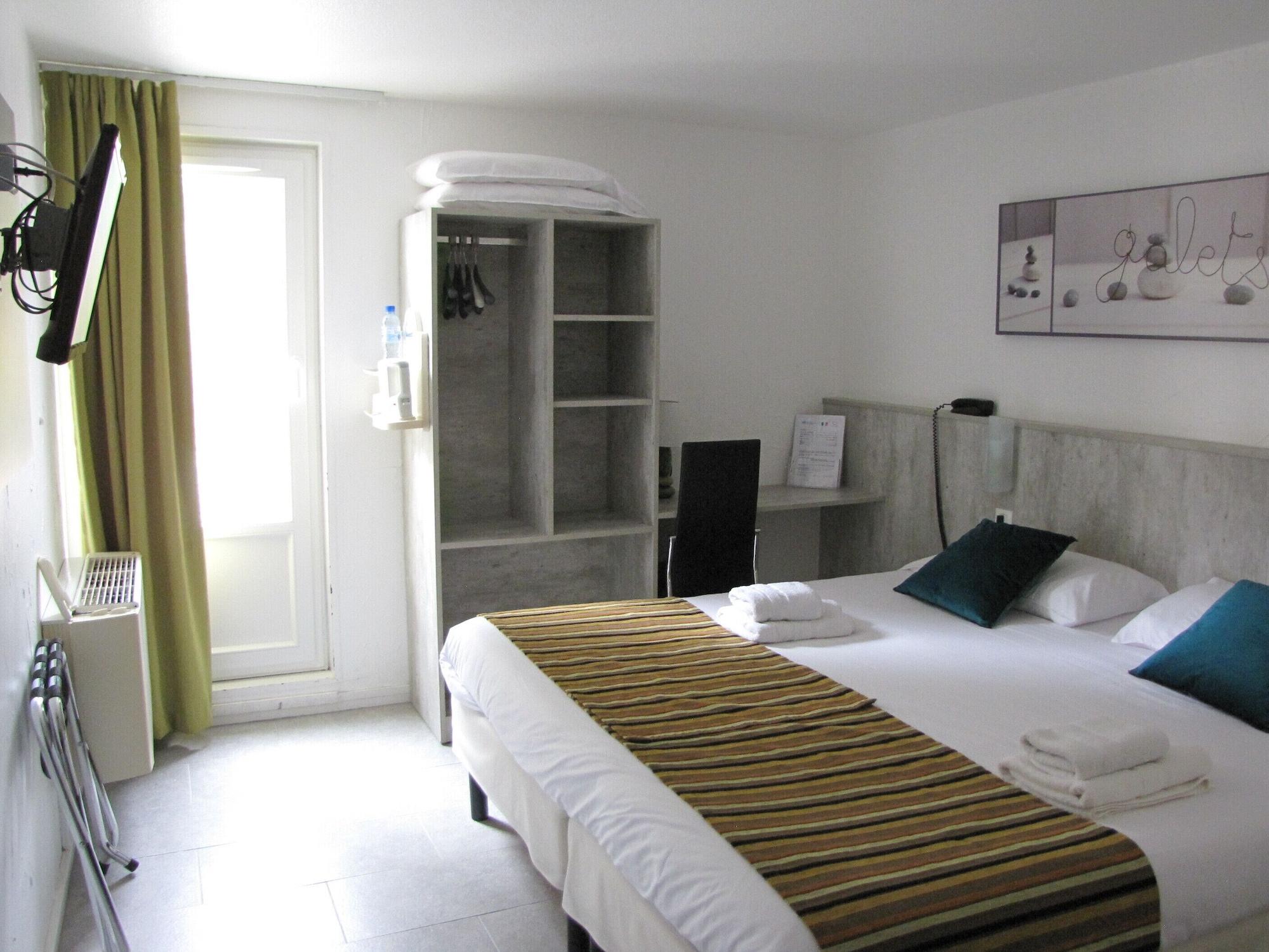 Hotel Brit Bosquet Cité 3*